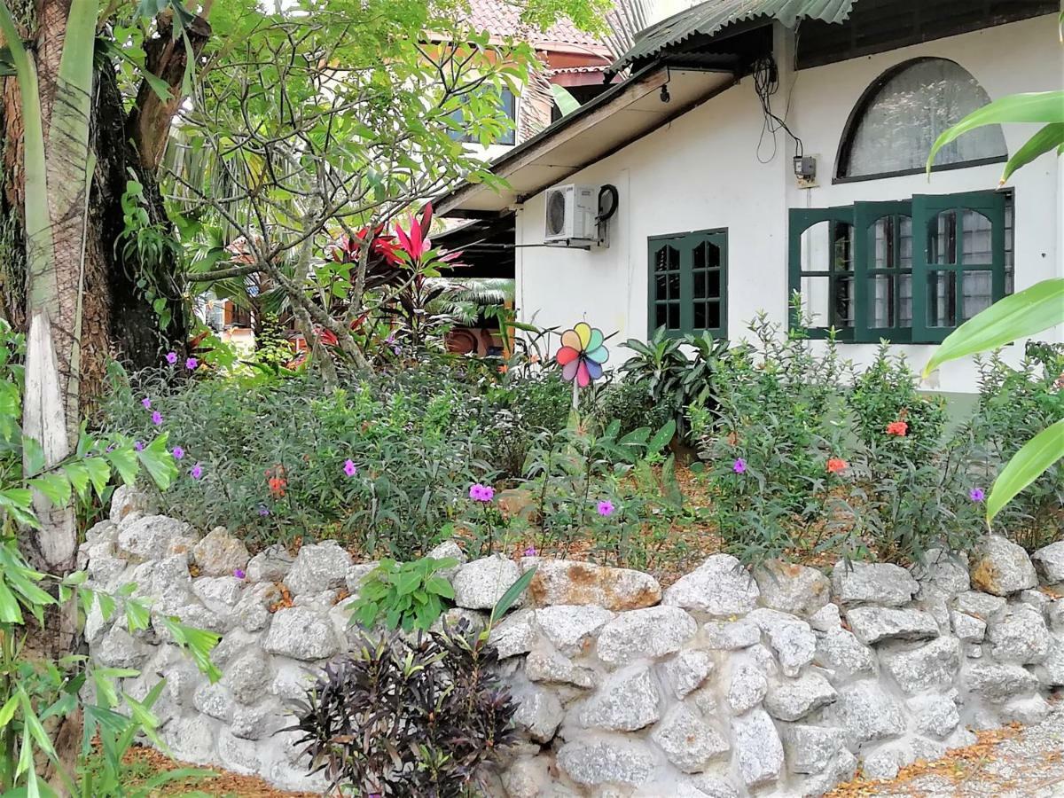 Sabandy House B&B Padang Mat Sirat 외부 사진